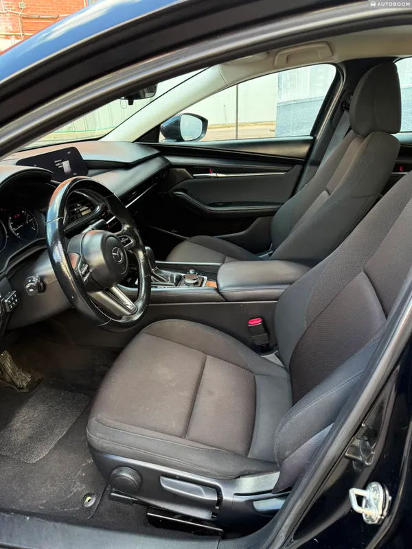 Mazda 3 2nd hand, 2023, private