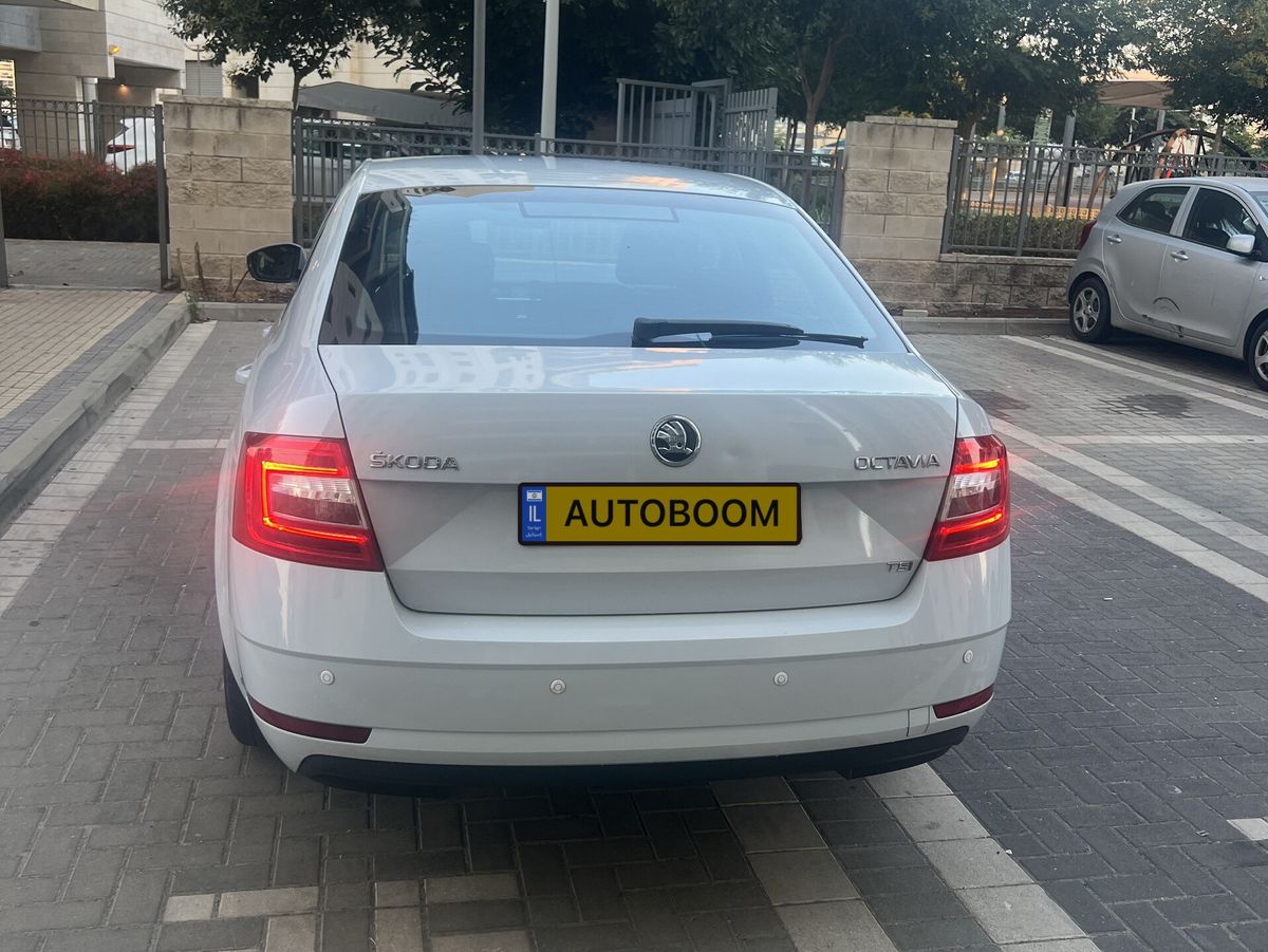 סקודה אוקטביה יד 2 רכב, 2019, פרטי