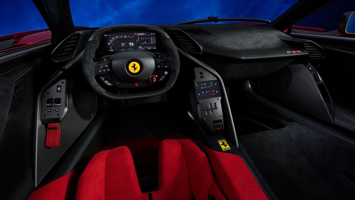 Ferrari F80 2024. Передние сидения. Купе, 1 поколение