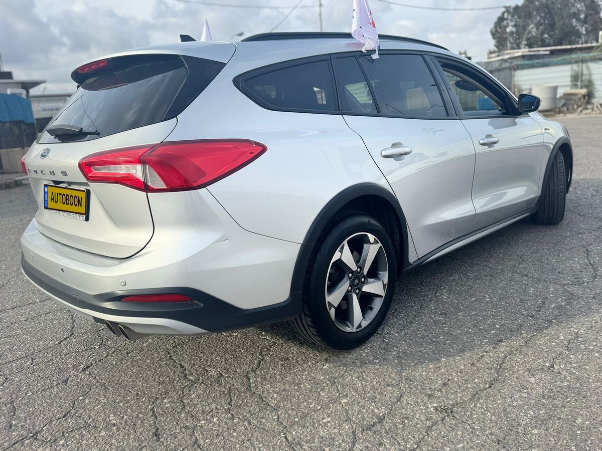 Ford Focus с пробегом, 2021