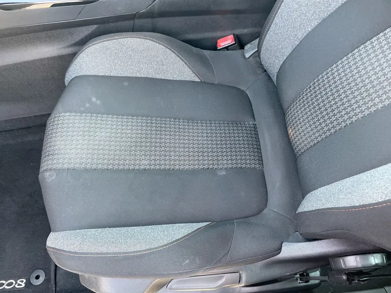 Peugeot 5008 2nd hand, 2021