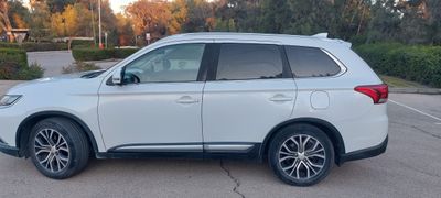 Mitsubishi Outlander с пробегом, 2017, частная рука