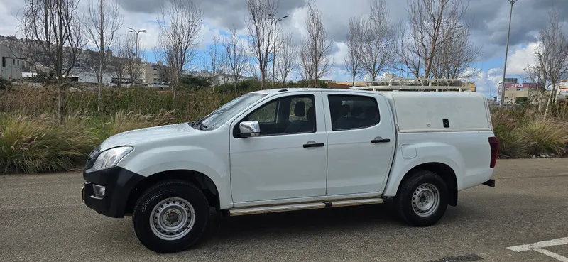 Isuzu D-Max с пробегом, 2016, частная рука