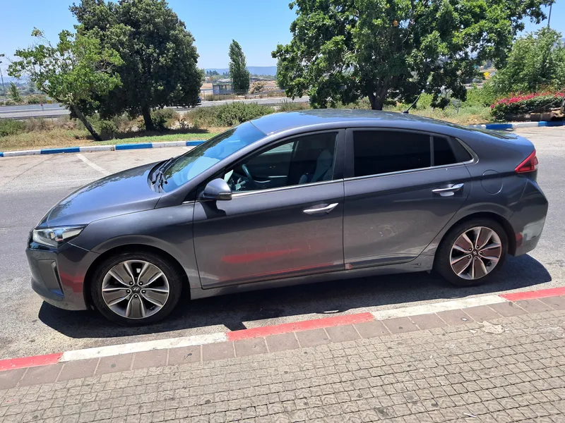 Hyundai IONIQ 2nd hand, 2017, private hand