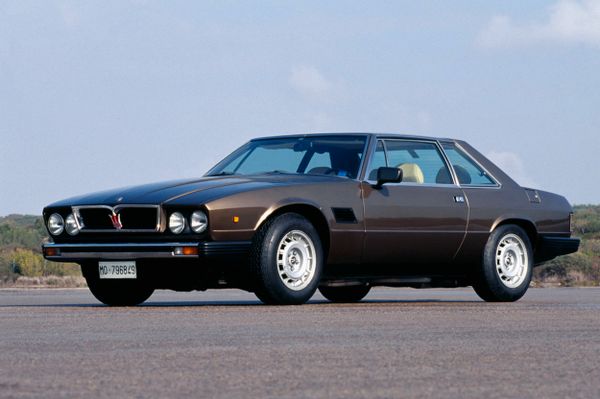 Maserati Kyalami 1976. Carrosserie, extérieur. Coupé, 1 génération