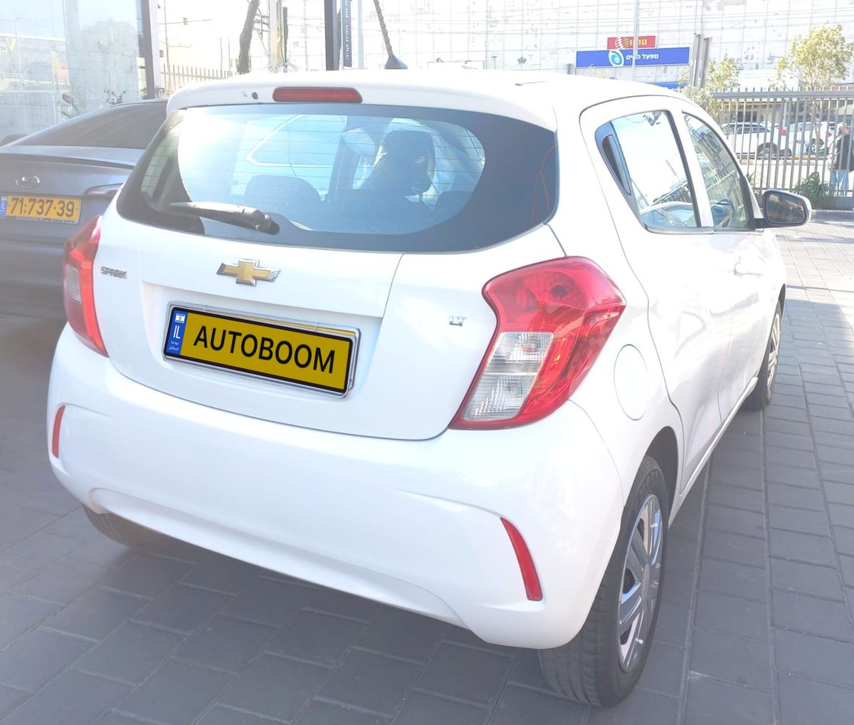 Chevrolet Spark 2nd hand, 2016