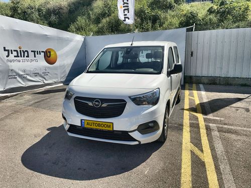 Opel Combo 2ème main, 2022, main privée