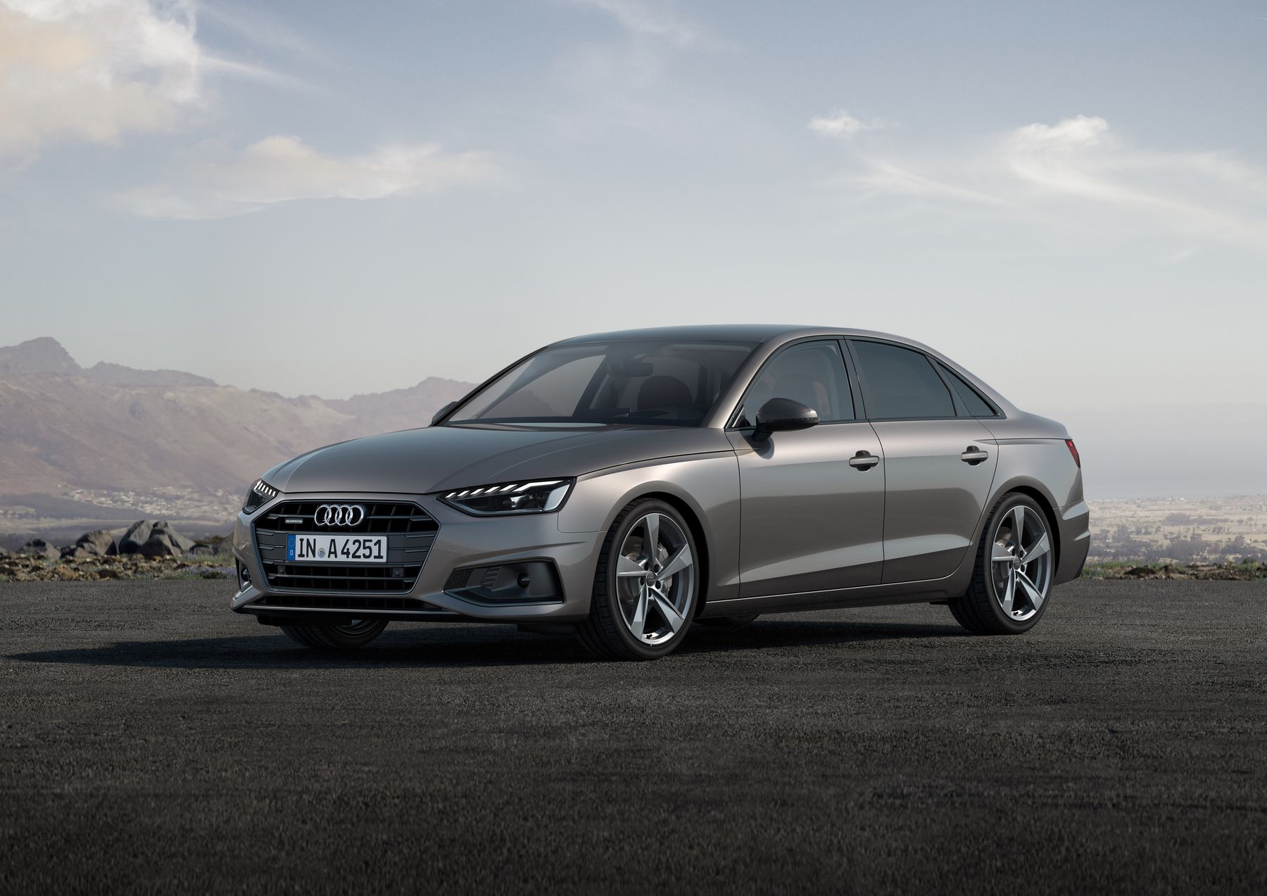Новые автомобили Audi A4 Sedan 45 TFSI S-tronic 4x4 40 TFSI Advanced в продаже н