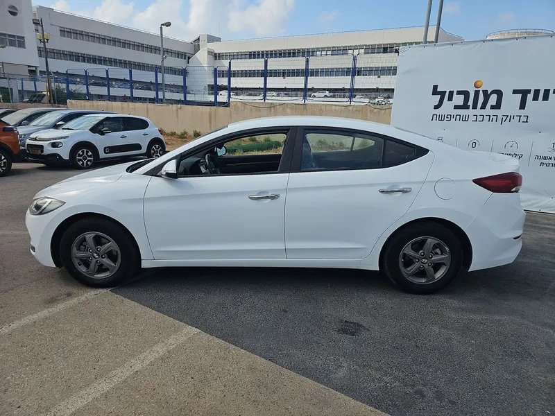 Hyundai Elantra 2nd hand, 2017, private hand