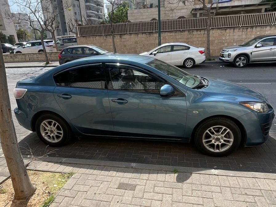 Mazda 3 2ème main, 2010