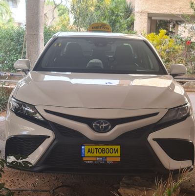 טויוטה קאמרי יד 2 רכב, 2021