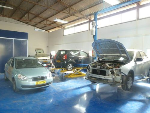 Garage Ilan. Photo 2