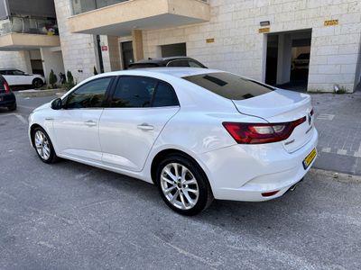 Renault Megane 2ème main, 2017, main privée
