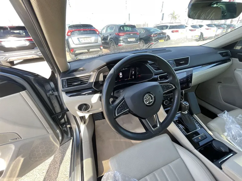 Skoda Superb 2nd hand, 2020, private hand