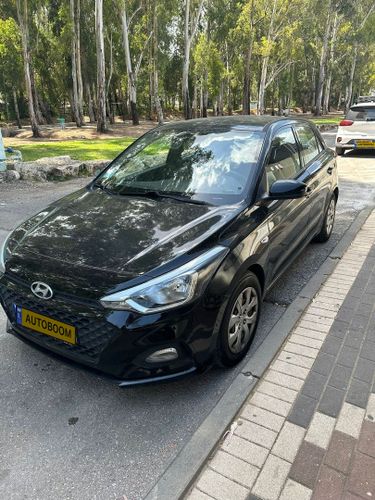 Hyundai i20, 2020, фото