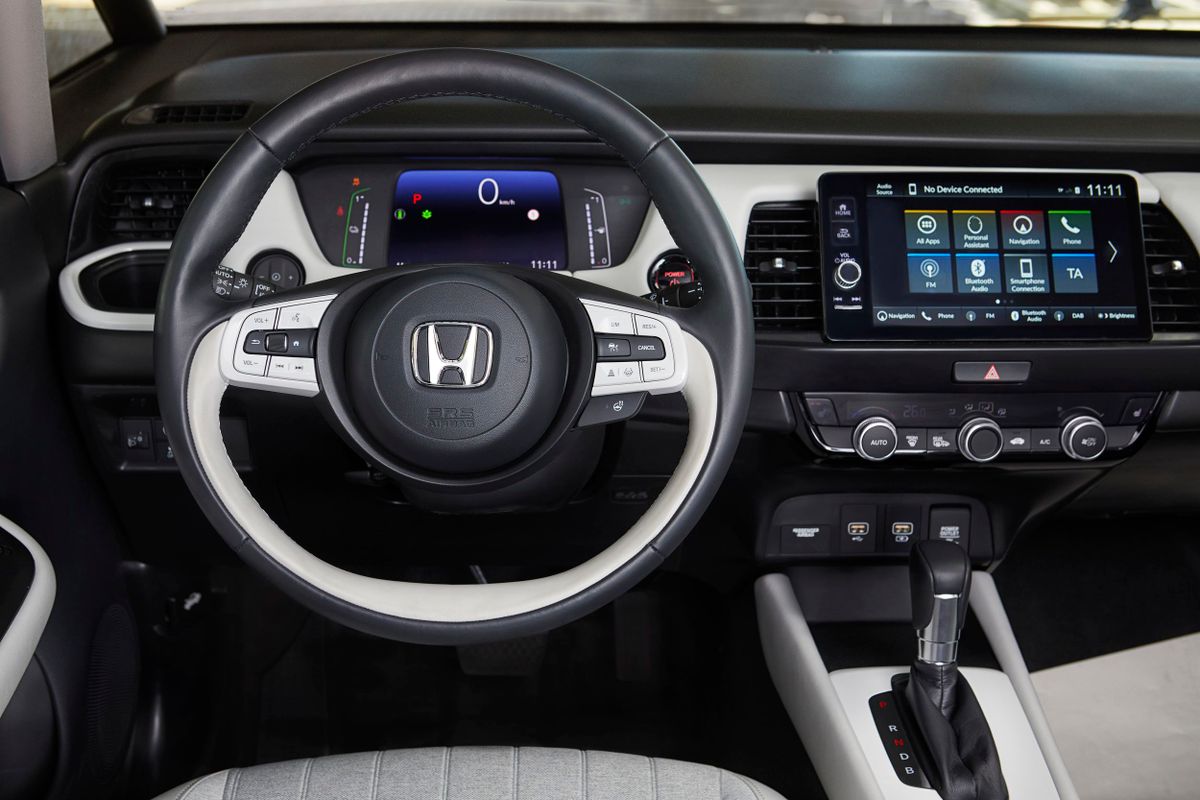 Honda Jazz Crosstar 2020. Dashboard. Mini 5-doors, 1 generation