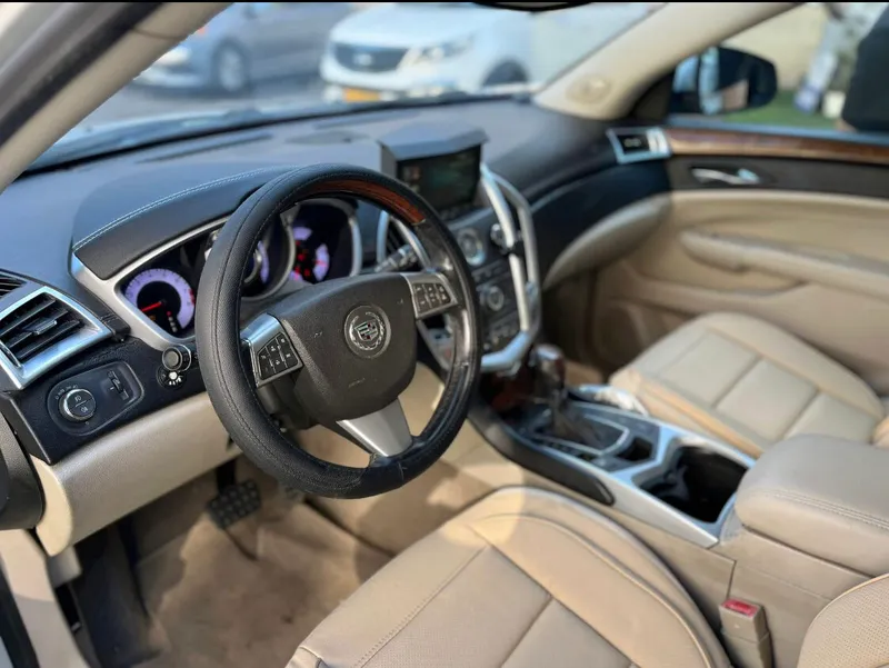 Cadillac SRX 2nd hand, 2012