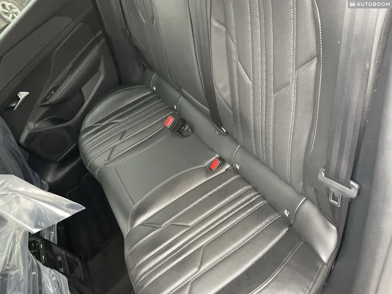 Peugeot 408 2nd hand, 2023, private