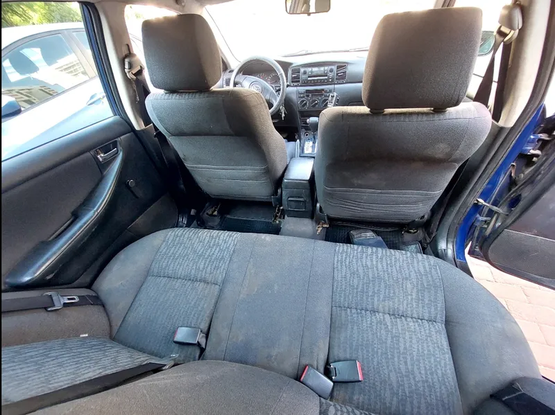 Toyota Corolla с пробегом, 2004, частная рука