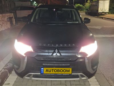 Mitsubishi Outlander 2ème main, 2021