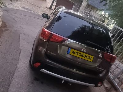 Mitsubishi Outlander 2nd hand, 2016