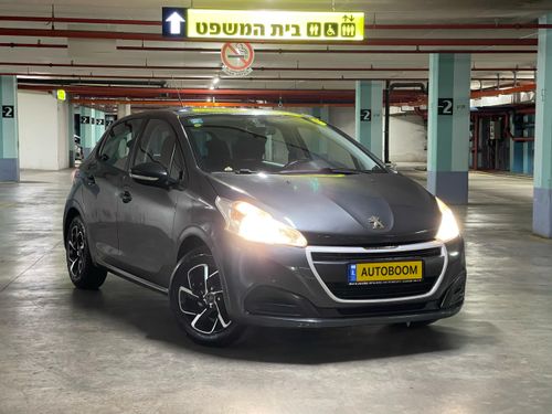 Peugeot 208, 2017, фото