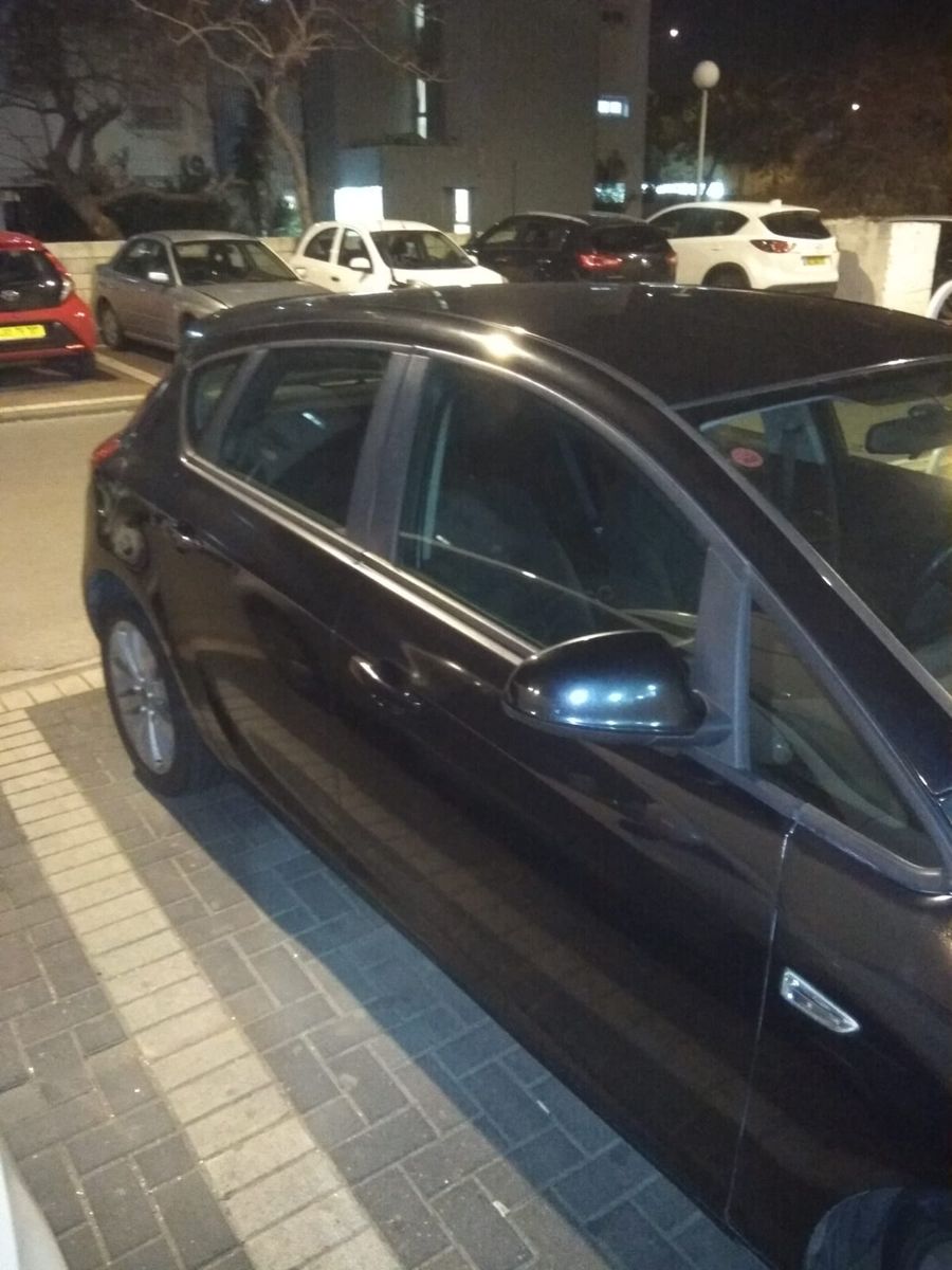 אופל אסטרה יד 2 רכב, 2014, פרטי