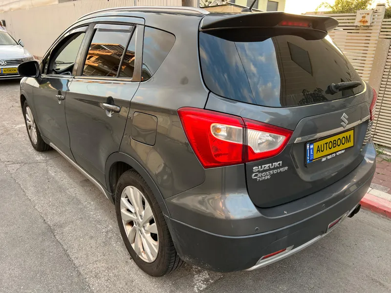 Suzuki Crossover с пробегом, 2017, частная рука