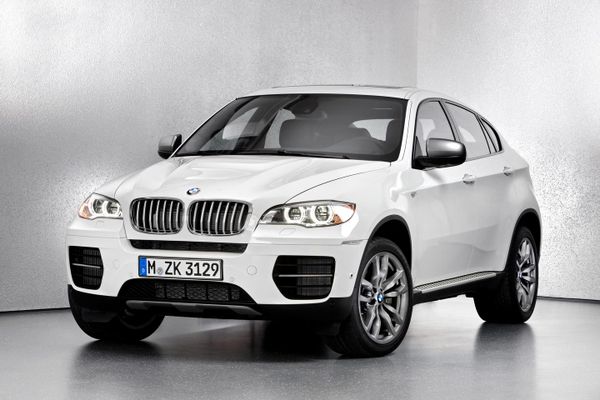 بي إم دبليو X6 M 2012. الهيكل، المظهر الخارجي. SUV ٥ أبواب, 1 الجيل، تحديث