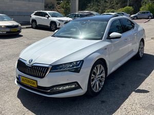סקודה סופרב‏, 2021, תמונה