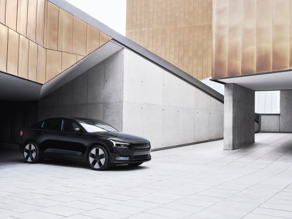Polestar 2 2023. Carrosserie, extérieur. Fastback, 1 génération, restyling 1