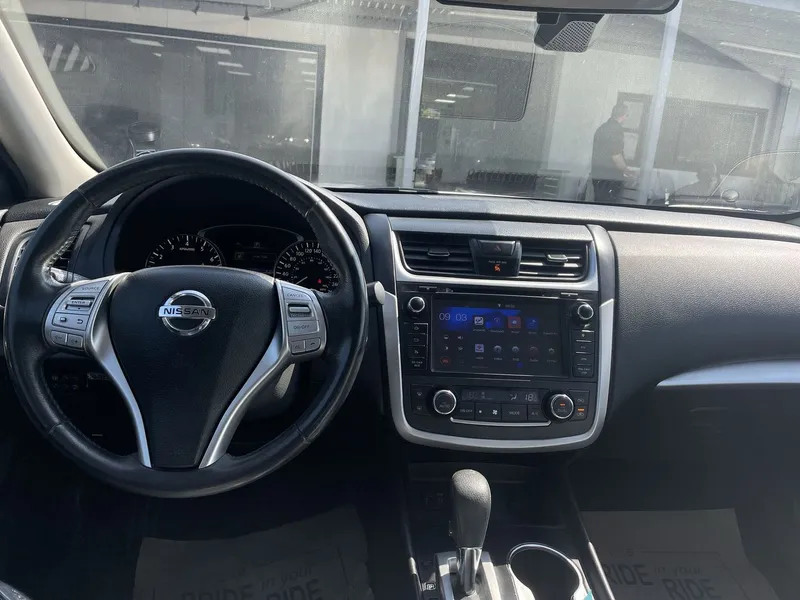 Nissan Altima 2ème main, 2017, main privée