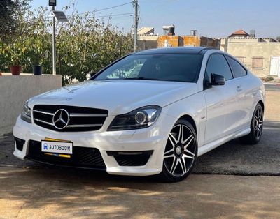 Mercedes C-Class 2nd hand, 2014, private hand