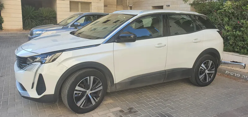 Peugeot 3008 2nd hand, 2022, private hand