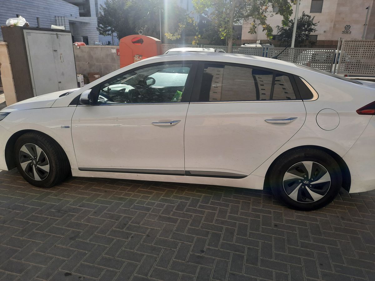 Hyundai IONIQ 2nd hand, 2018, private hand