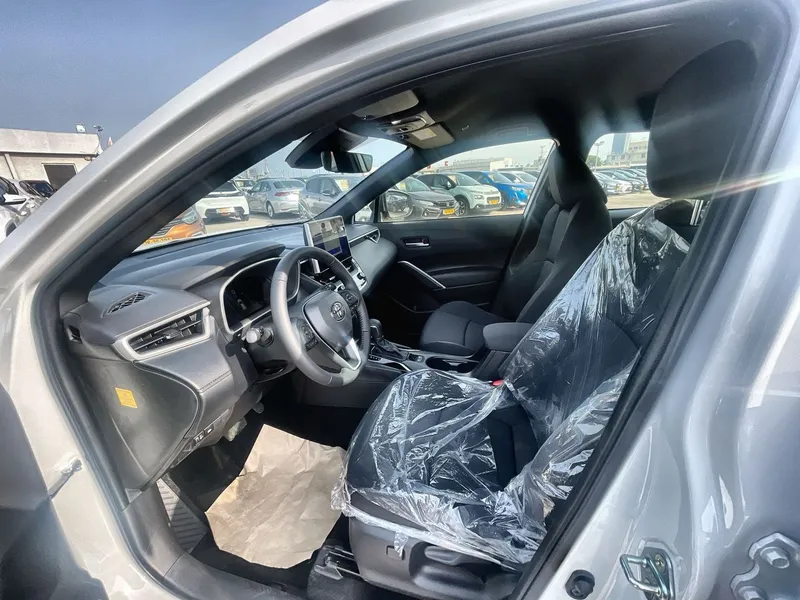 Toyota Corolla Cross nouvelle voiture, 2025