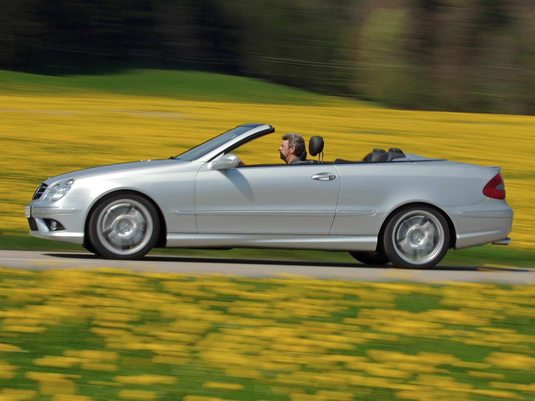 Мерседес кабриолет CLK 2005