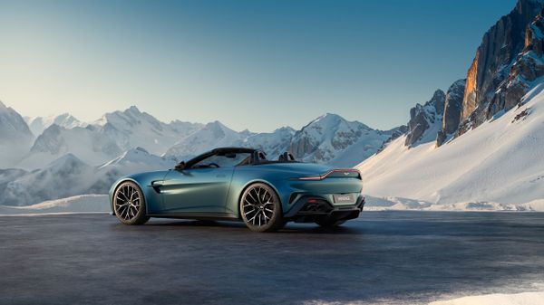 Aston Martin Vantage 2024. Bodywork, Exterior. Roadster, 4 generation, restyling