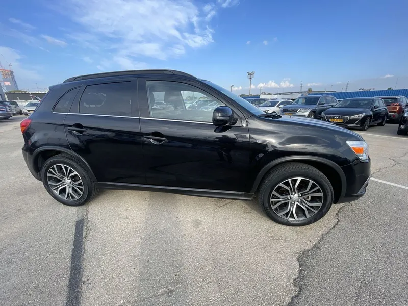 Mitsubishi ASX с пробегом, 2018