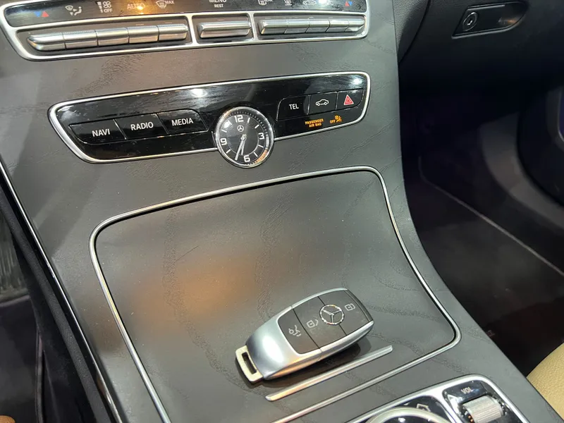 Mercedes C-Class 2nd hand, 2021, private hand