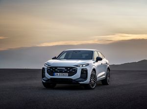 أودي Q3 Sportback ‏2025. الهيكل، المظهر الخارجي. SUV كوبيه, 2 الجيل