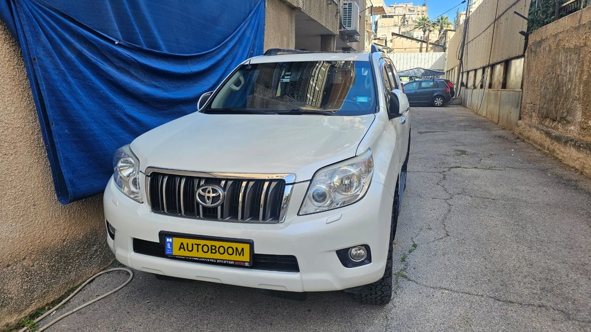 Toyota Land Cruiser 2nd hand, 2012, private hand