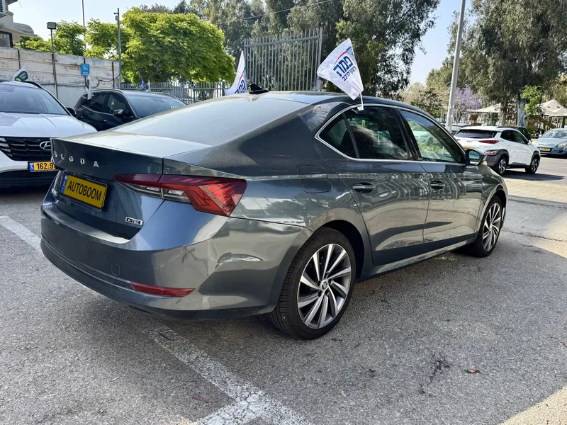 סקודה אוקטביה יד 2 רכב, 2021, פרטי