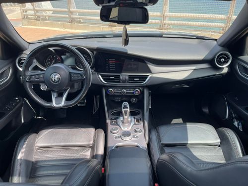 Alfa Romeo Giulia, 2022, photo