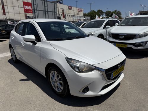 Mazda 2, 2020, photo