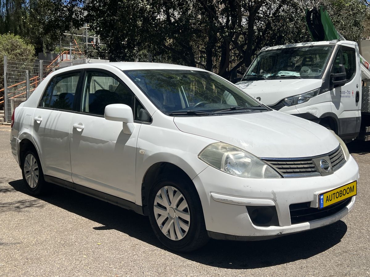 Nissan Tiida 2ème main, 2011, main privée