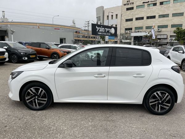 Peugeot 208 с пробегом, 2023, частная рука