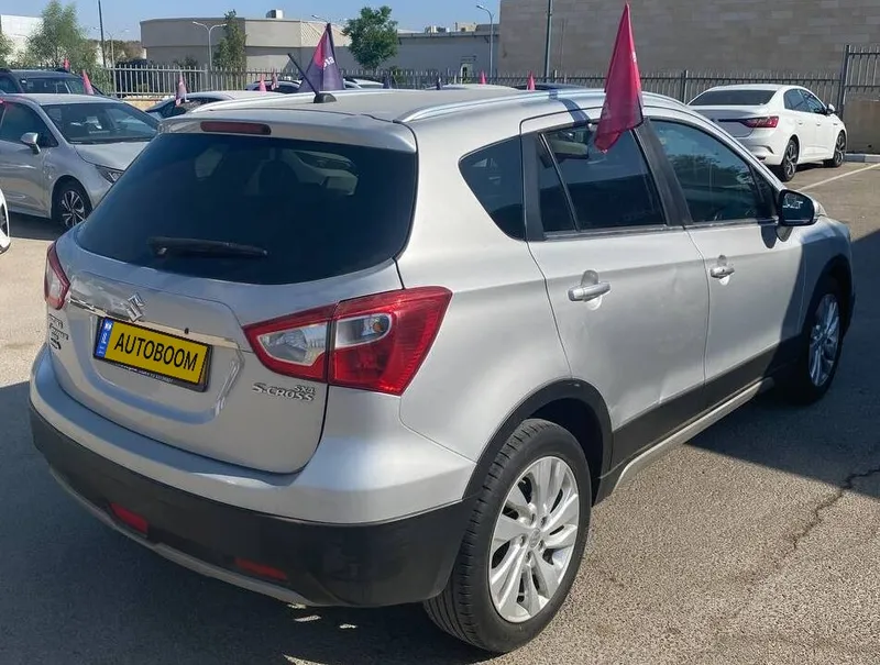 Suzuki Crossover с пробегом, 2021