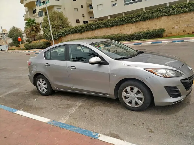 Mazda 3 2ème main, 2011