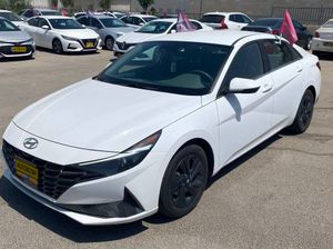 Hyundai Elantra, 2022, photo